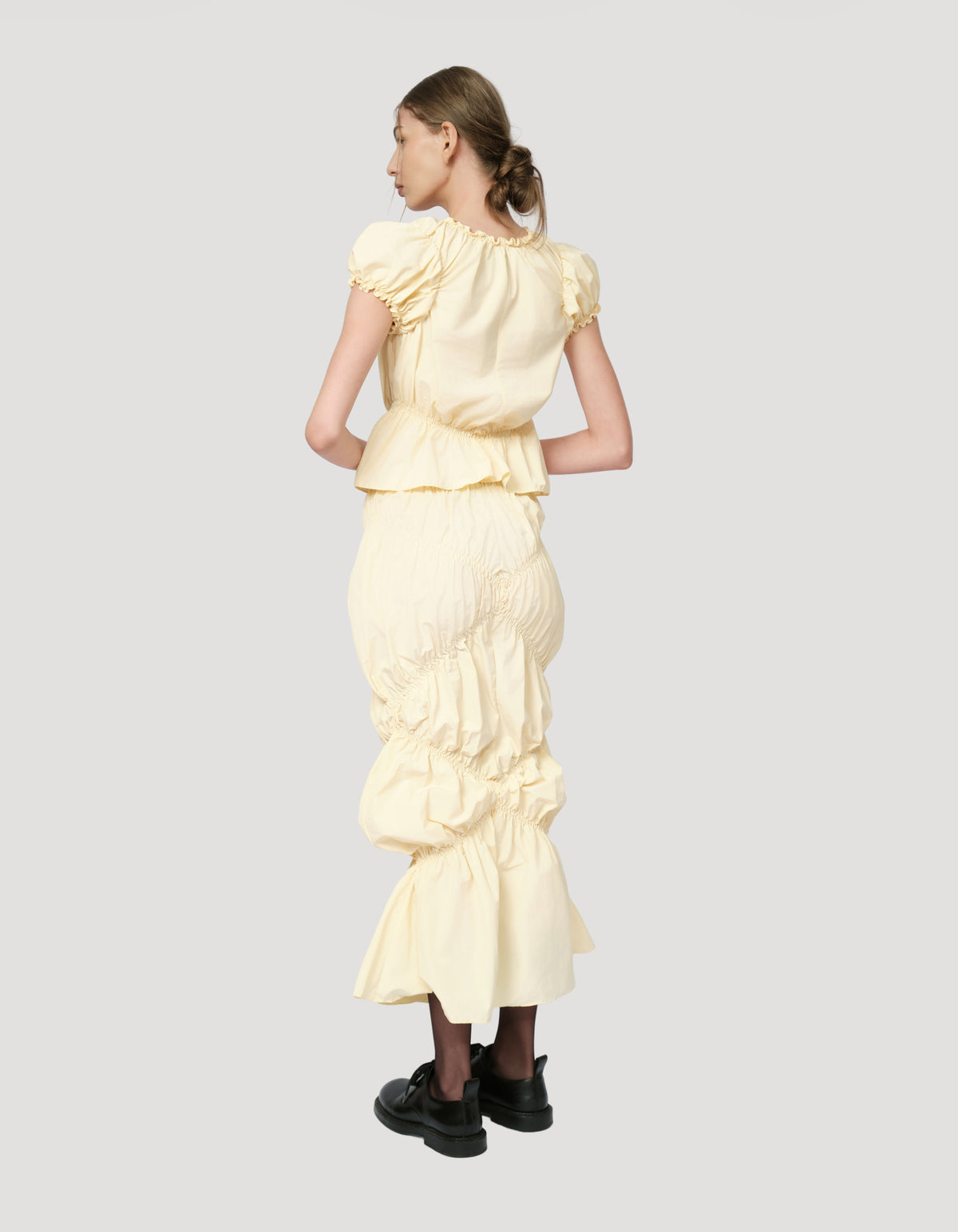 Saia Pavlova Manteiga